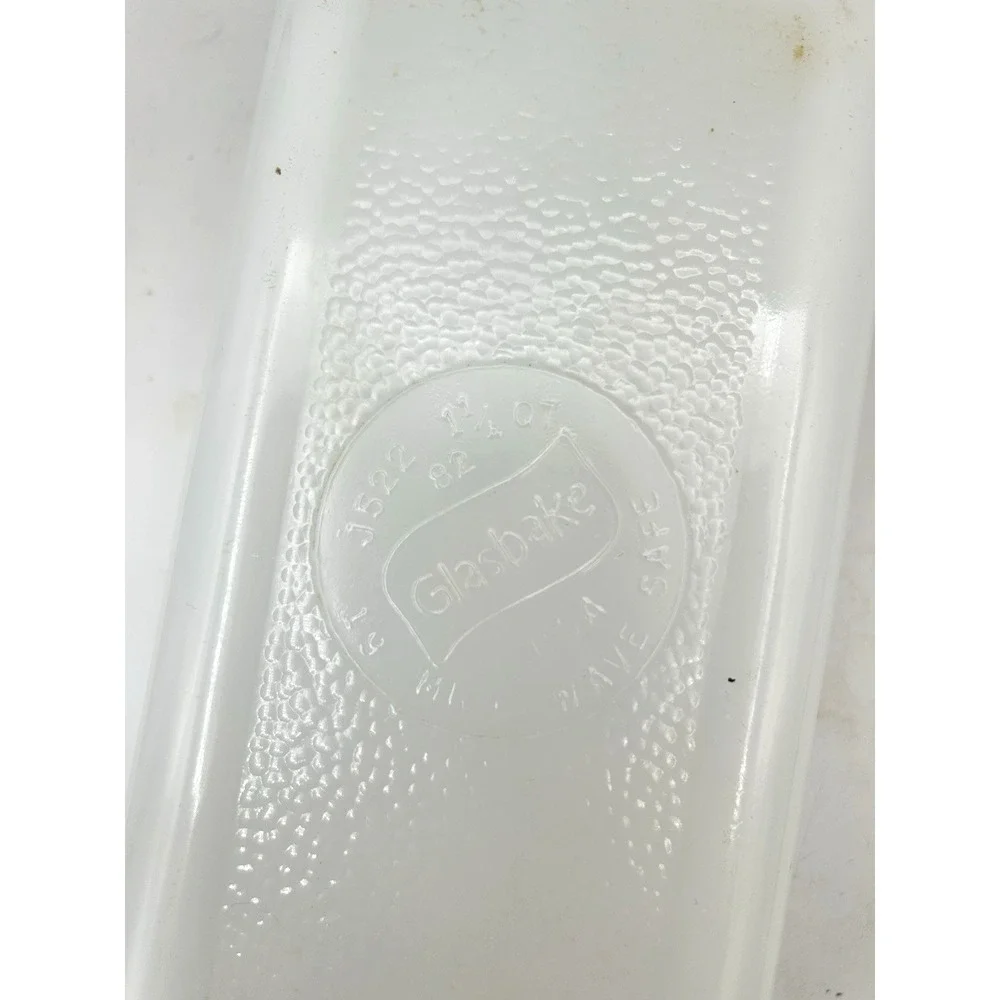 VTG GLASBAKE MILK GLASS 10